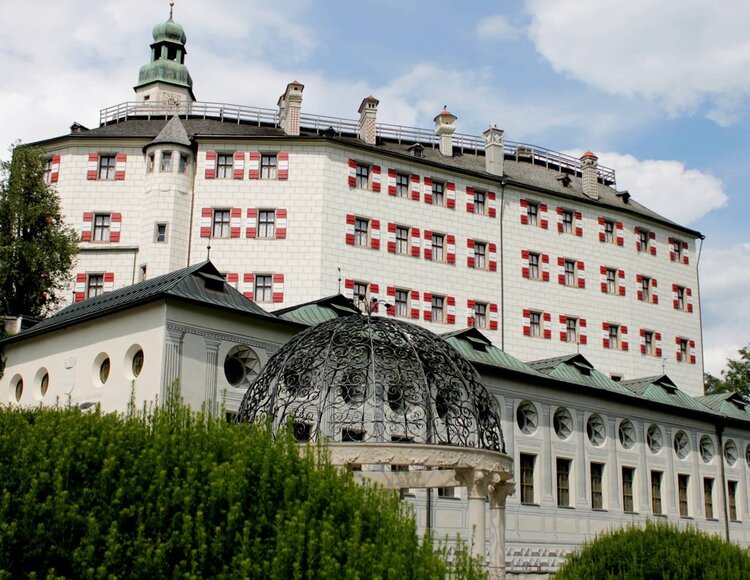 Blick auf das Schlossambras.